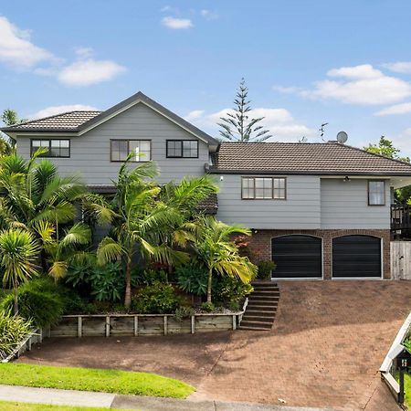 Villa With Pool In Browns Bay Auckland Esterno foto