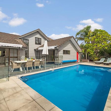Villa With Pool In Browns Bay Auckland Esterno foto