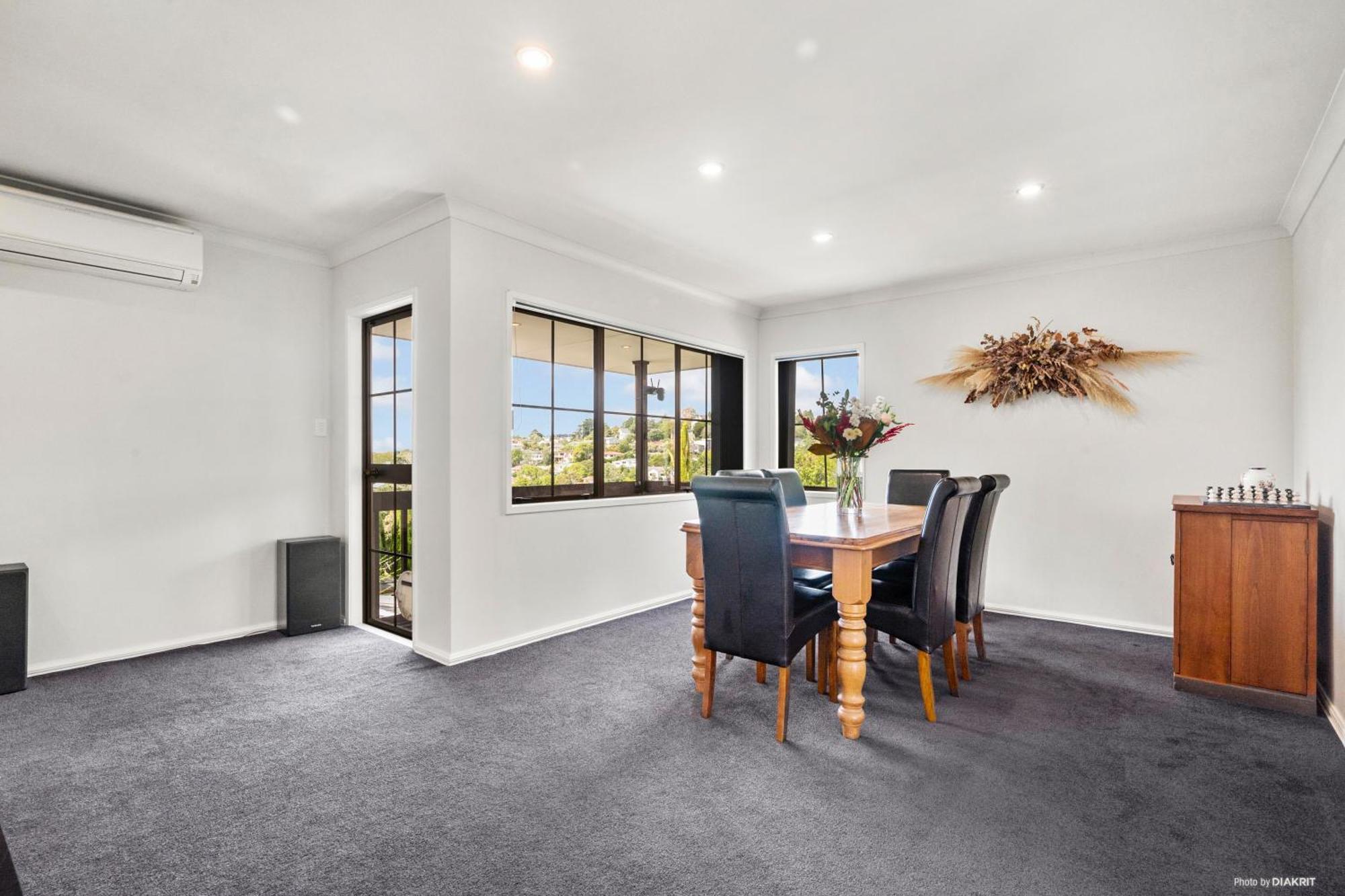 Villa With Pool In Browns Bay Auckland Esterno foto