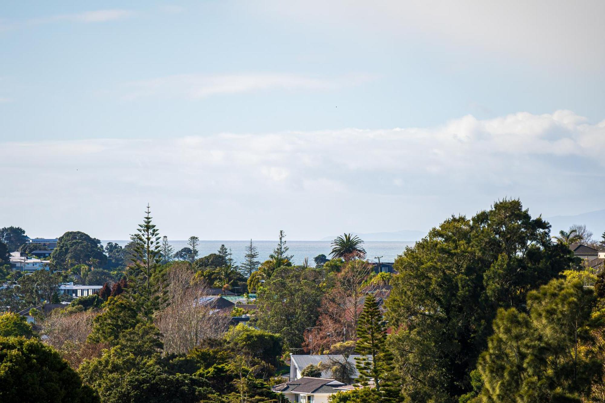 Villa With Pool In Browns Bay Auckland Esterno foto